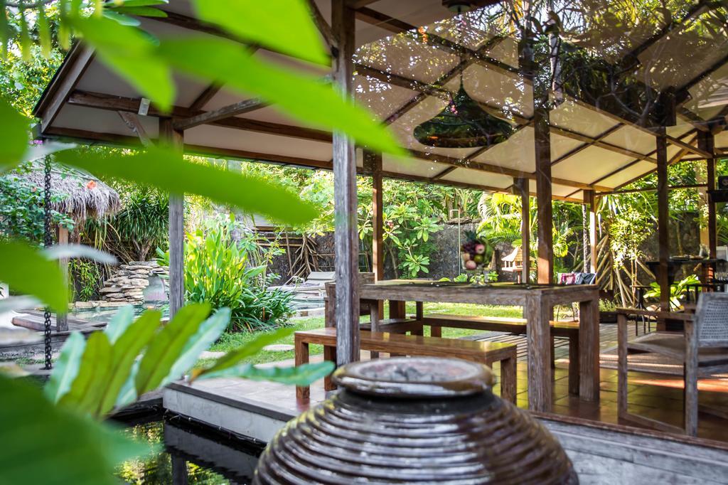 Villa Bhuvana With Private Swimming Pool Джили Трауанган Екстериор снимка